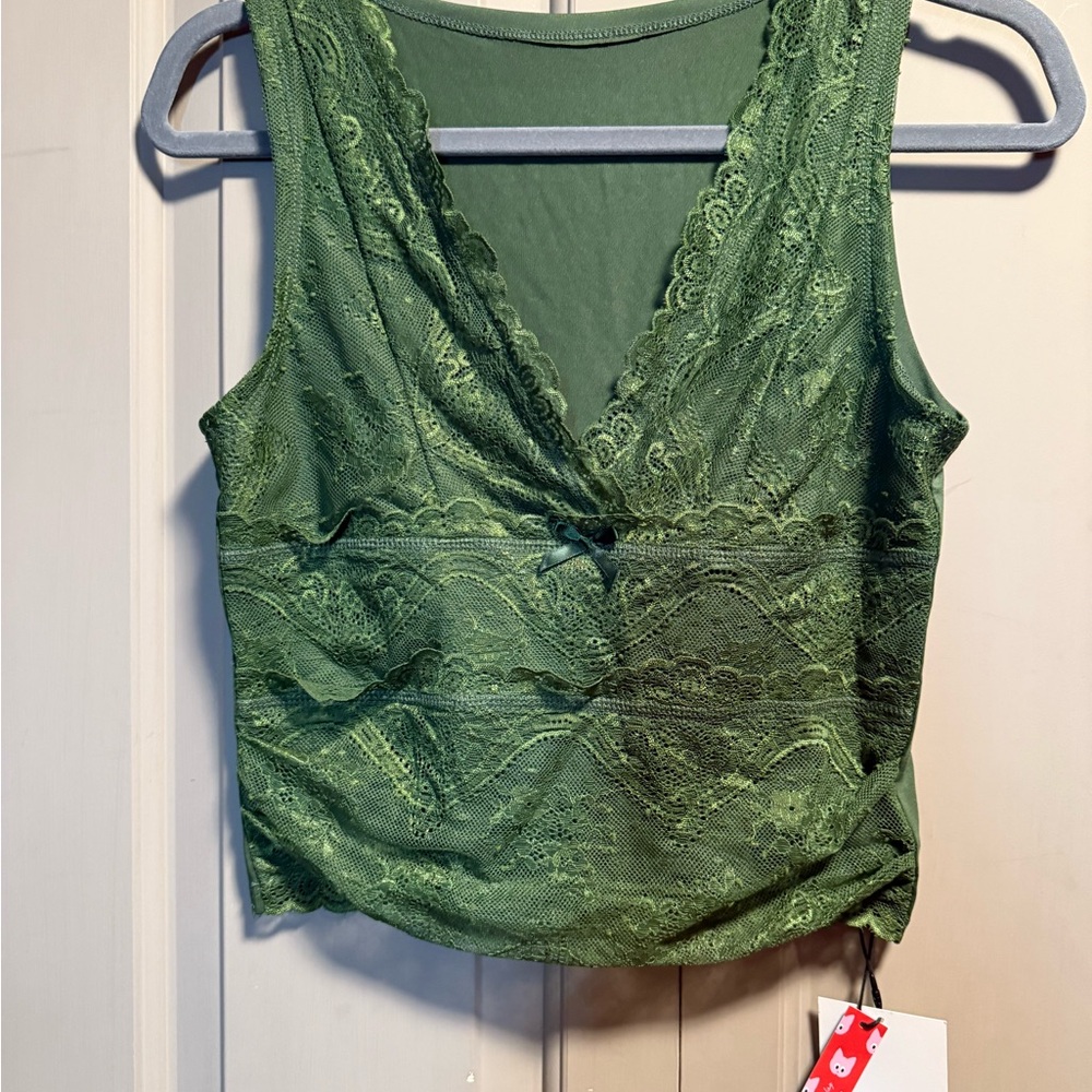 Green Lace Sleeveless Top